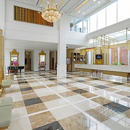 La Lisa Hotel Σουραμπάγια Εξωτερικό φωτογραφία